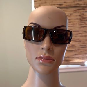 Oakley Vintage Tortoise Shell Color With Amber Bronze Lens Style Is Gascan